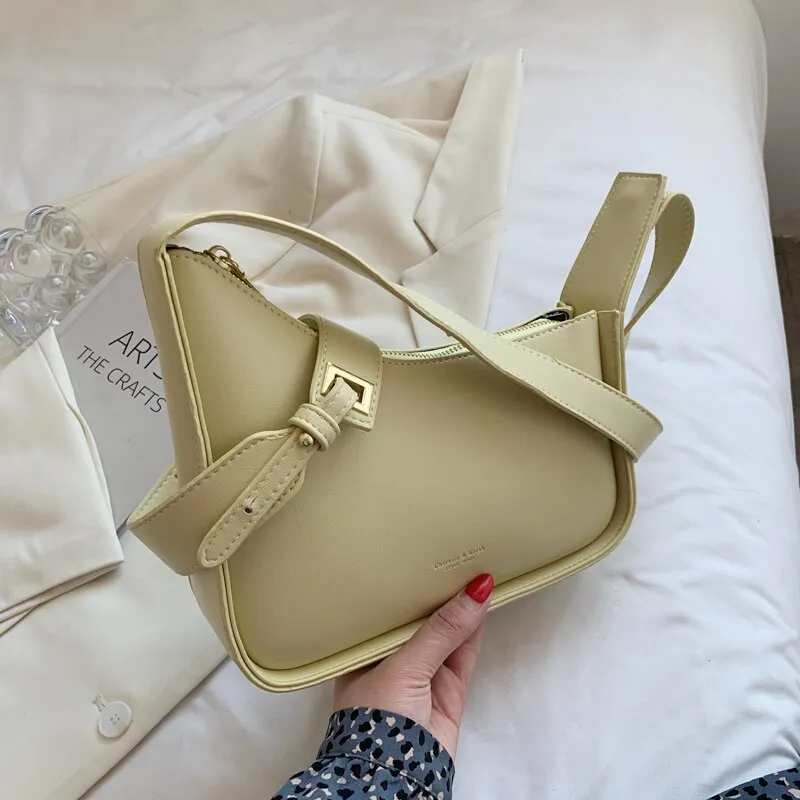 Christmas Gift NEW Niche Design Premium Bag 2021 New Fashion Women Bag All-match Crossbody Bag Underarm Bag Square Bag Shoulder Bag Width: 24cm